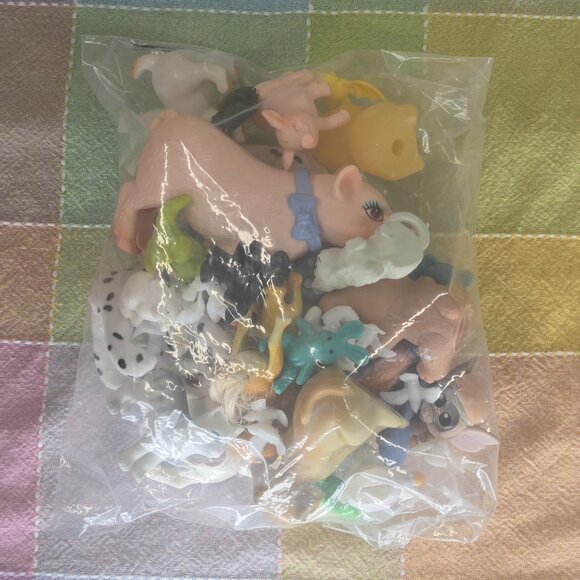 Vintage Miniature Animal Figurines Lot – Mixed Materials & Styles - Picture 8 of 8